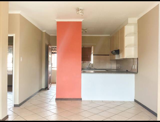 2 BEDROOM APARTMENT TO LET IN MOOIKLOOF RIDGE